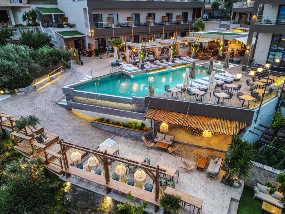 Del Mare Suites Glífa Exteriör bild