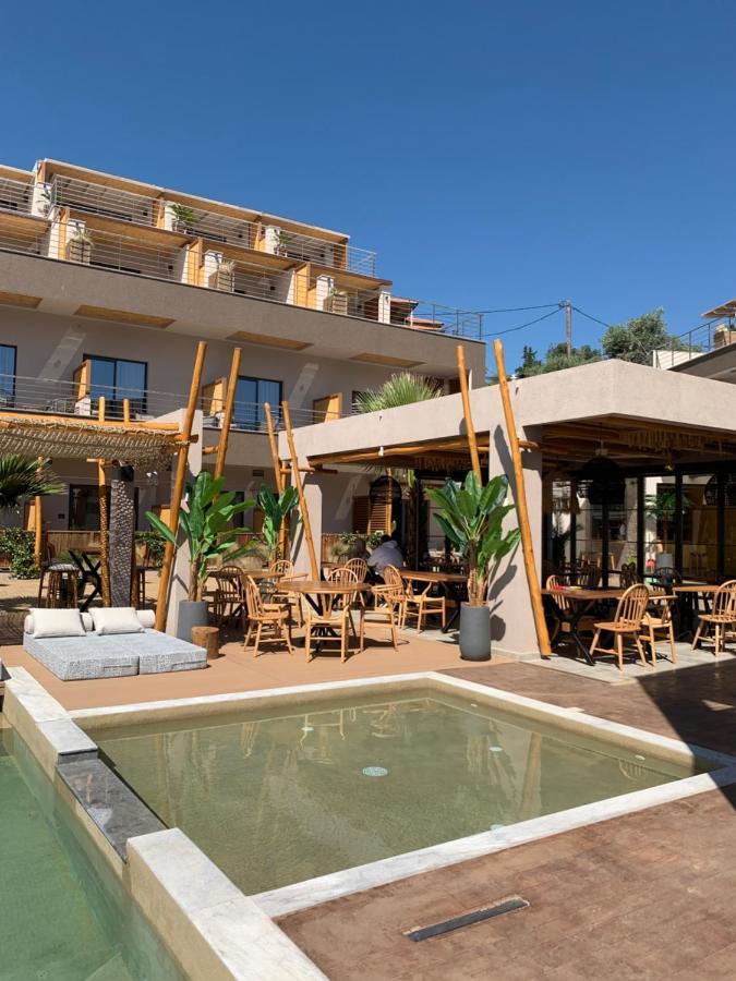 Del Mare Suites Glífa Exteriör bild